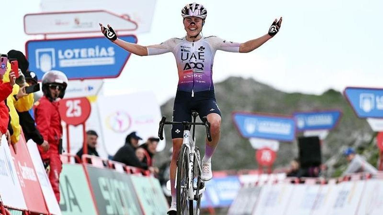 The Catalan Paula Blasi makes history by winning the Tour of Spain