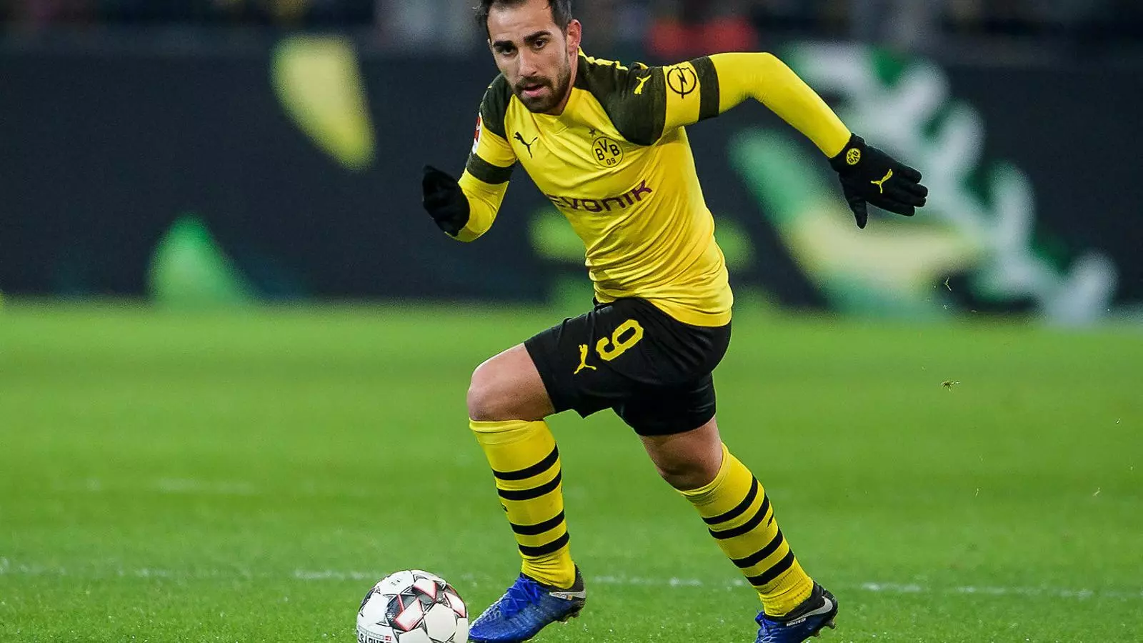 La nova vida de Paco Alcácer en una ciutat que viu per al futbol