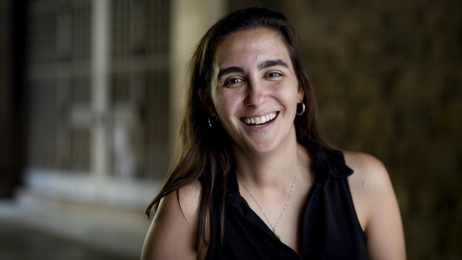La árbitra Carla Polo.