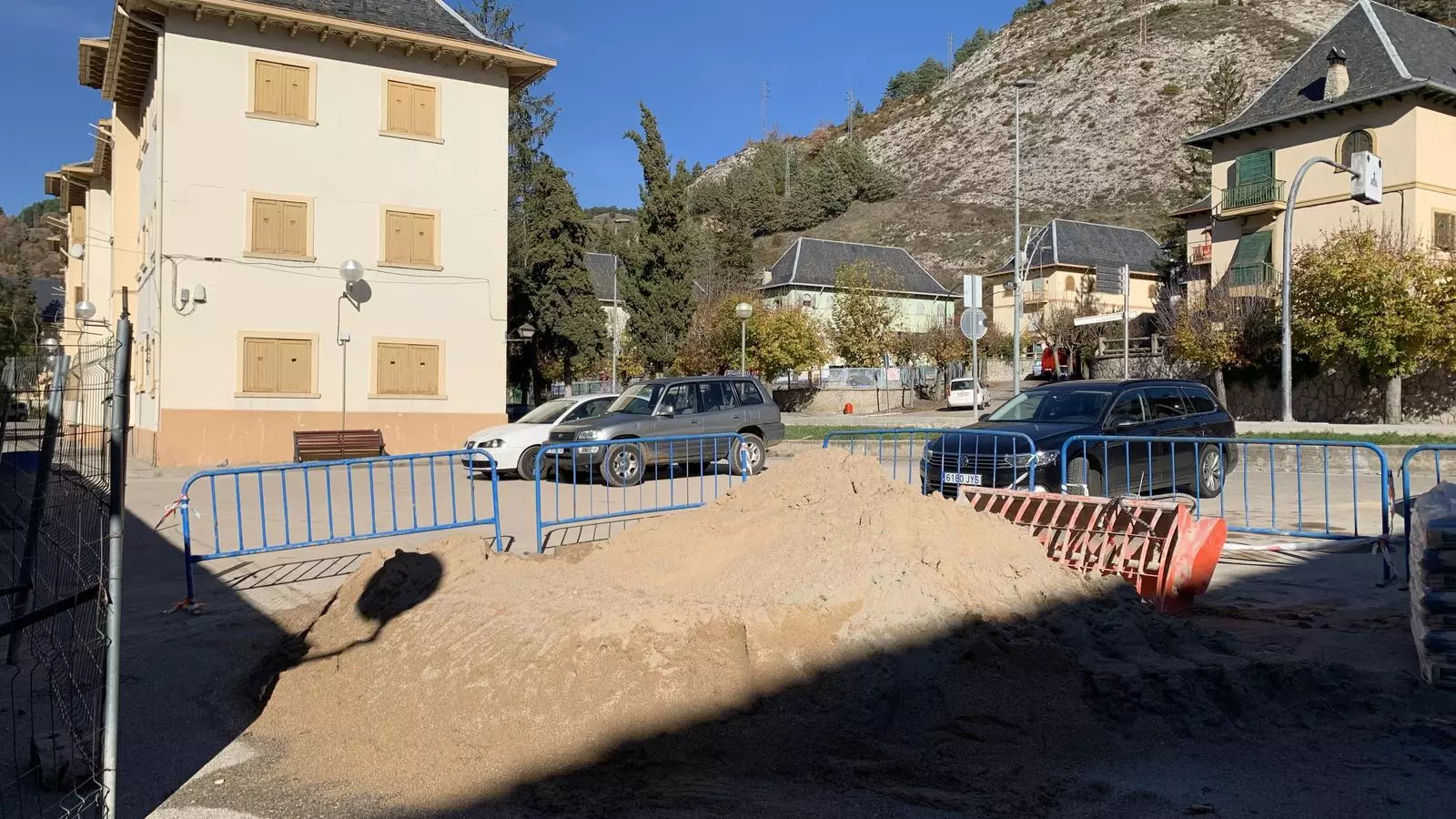Zona on es farà la plaça-mirador al Pont de Suert. / G.L.T.