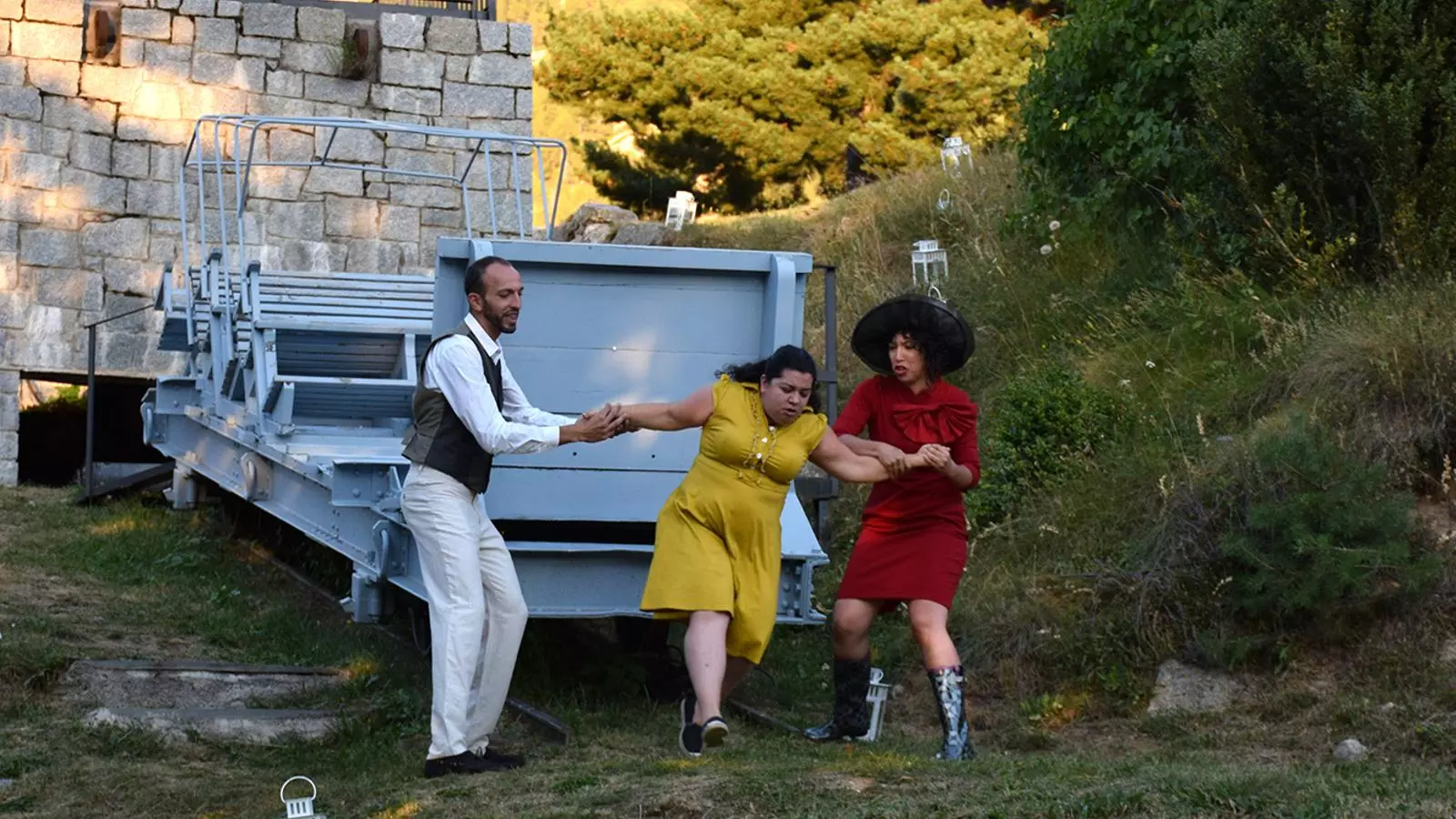 La visita teatralitzada al camí hidroelèctric. / M. F. (ANA)