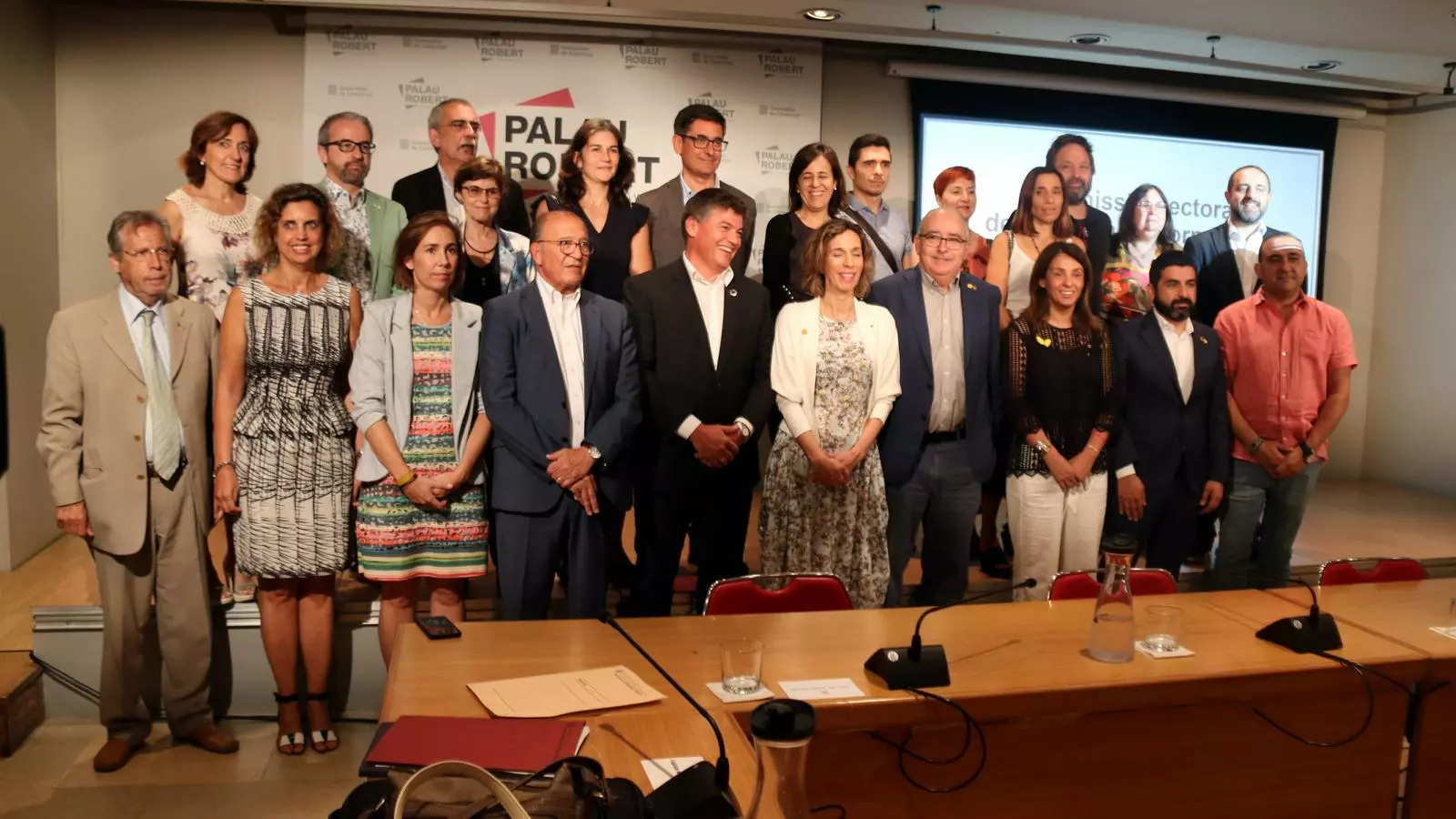 El conseller d'Educació, Josep Bargalló, ha presidit la reunió de la Comissió Rectora del Sistema de Formació i Qualificació Professionals que s'ha celebrat al Palau Robert.