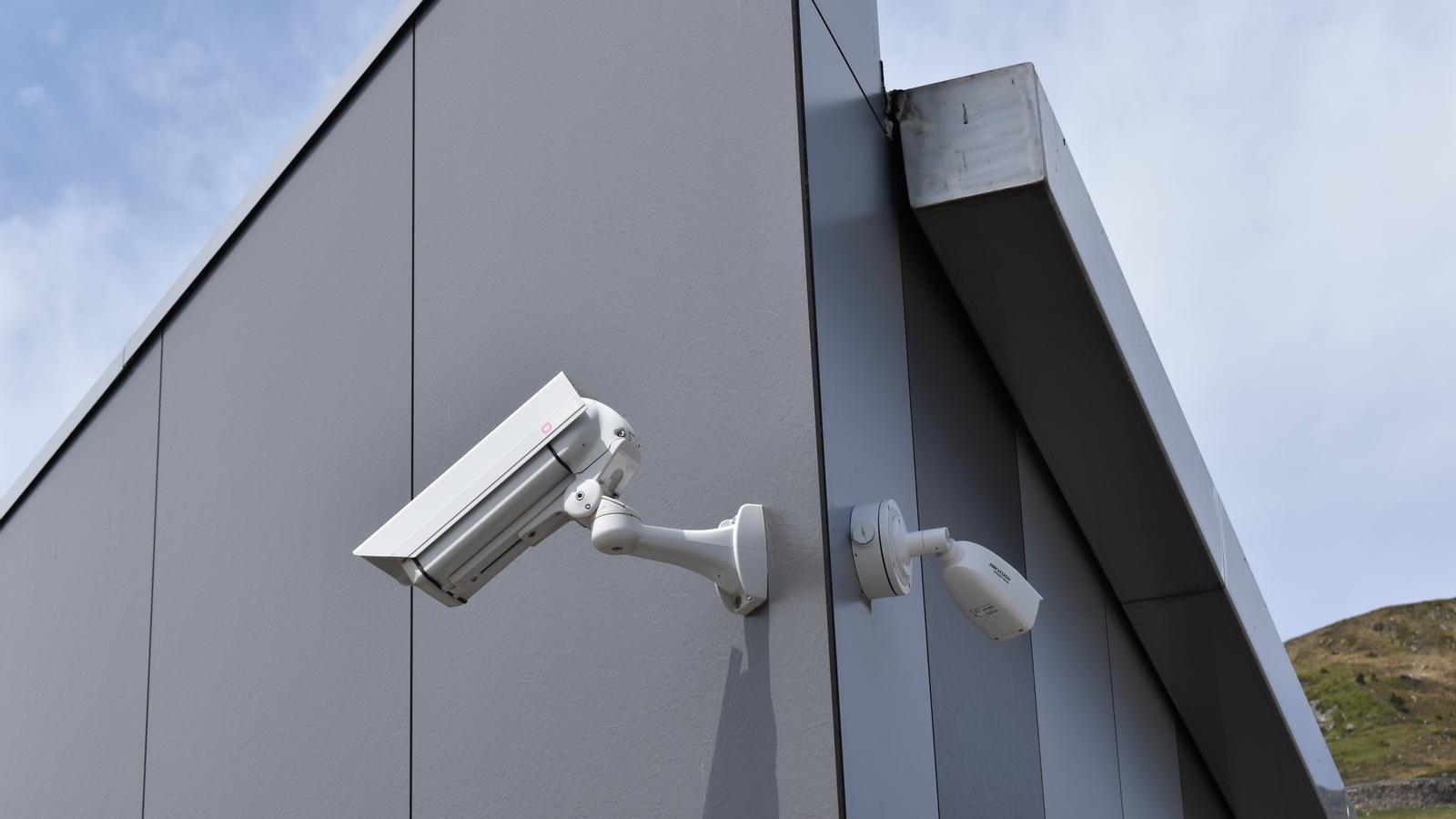 Càmeres de videovigilància al Pas de la Casa.