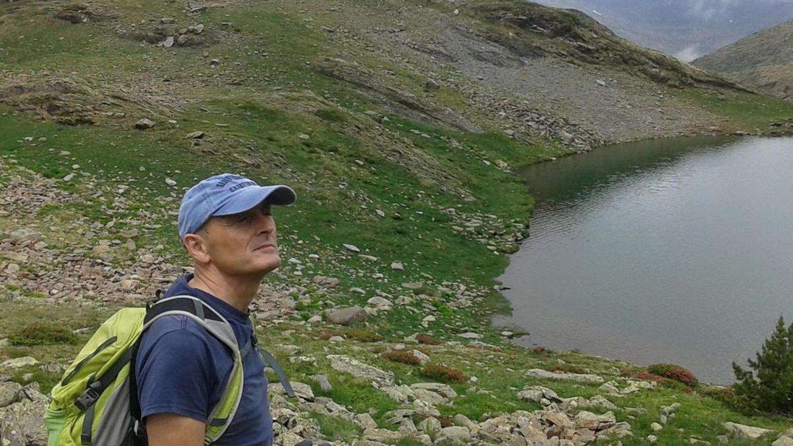 Lluís Torner in the lakes of Carlit