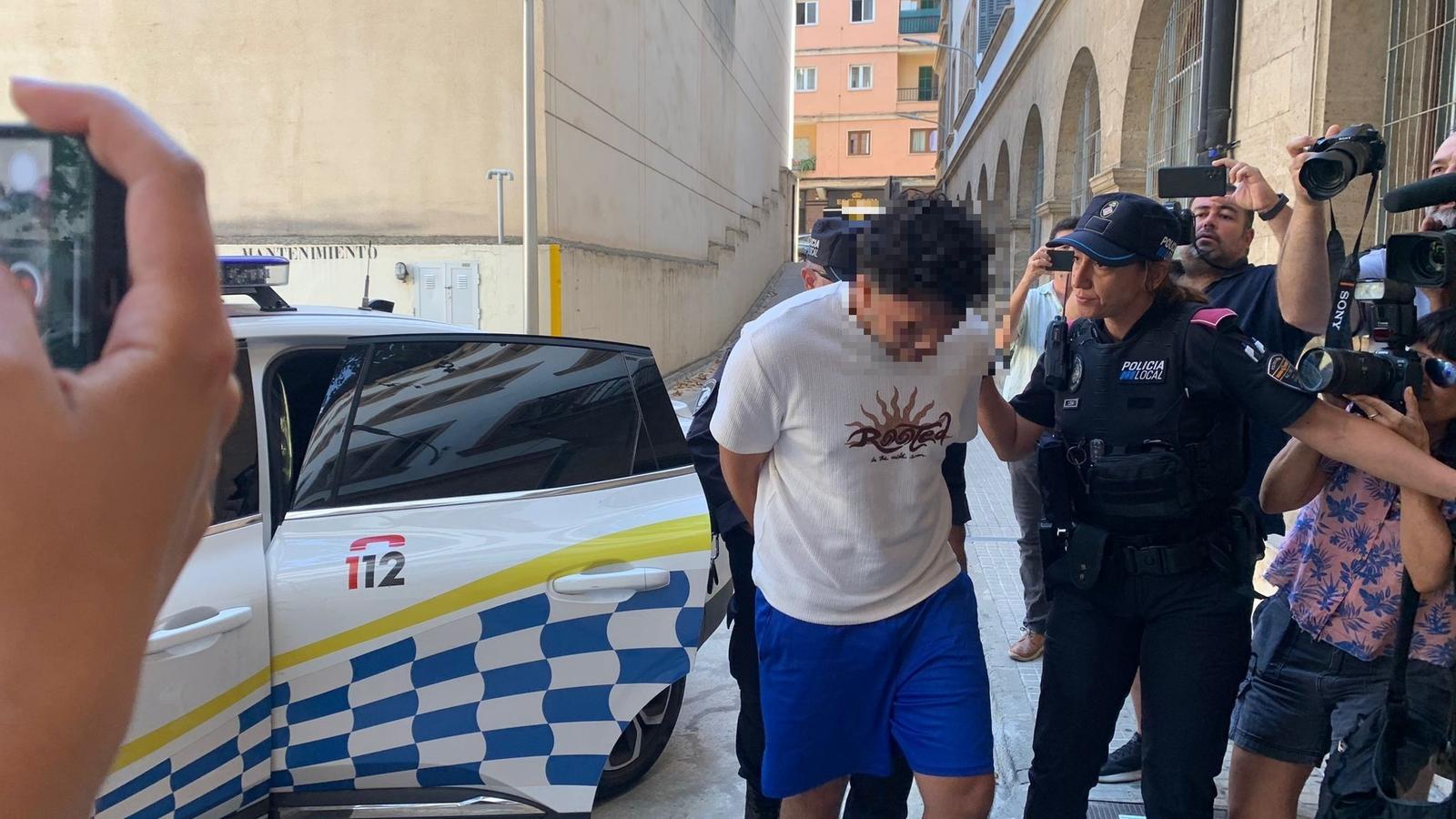 El detenido por el atropello en los juzgados de Vía Alemana.