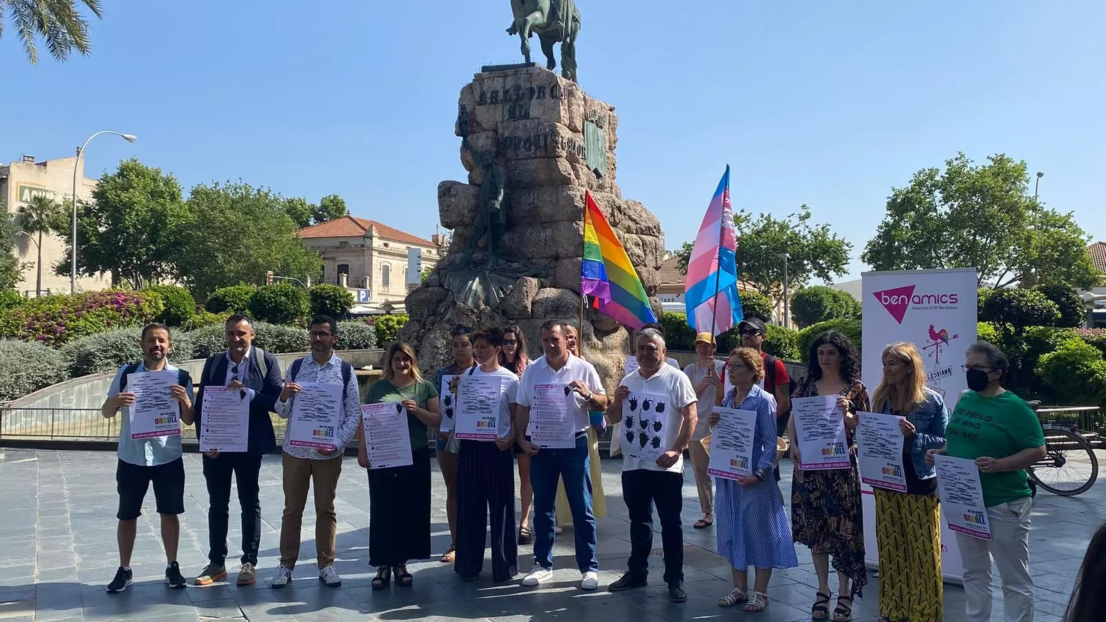 Presentació de la programació de l'Orgull 2022 a la plaça d'Espanya de Palma aquest dimecres.