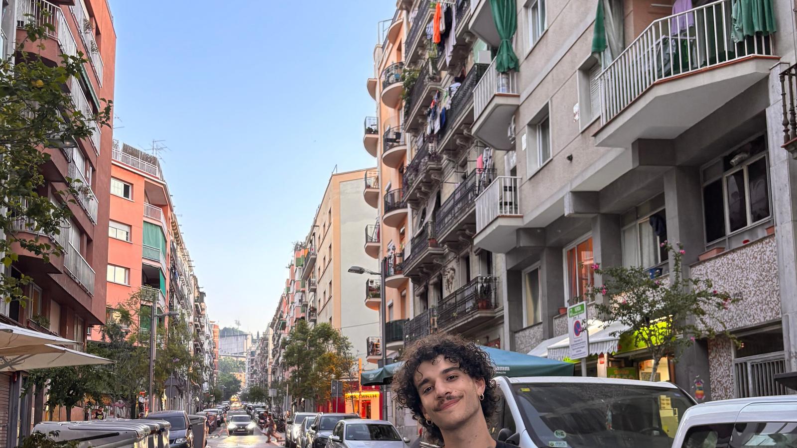 Leo Espluga on Nou de la Rambla in Barcelona