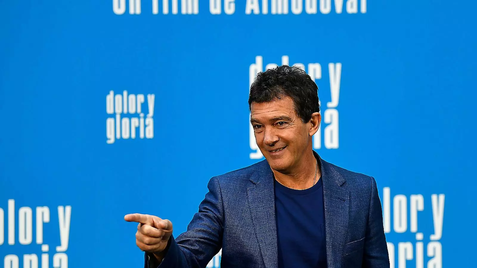 Antonio Banderas: “Als anys 80 treballar en una pel·lícula d’Almodóvar era jugar-te-la”