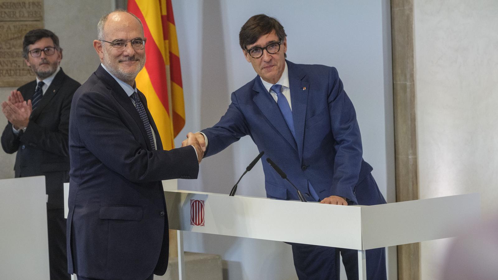 Jaume Duch i Salvador Illa el dia de la seva presa de possessió com a conseller.