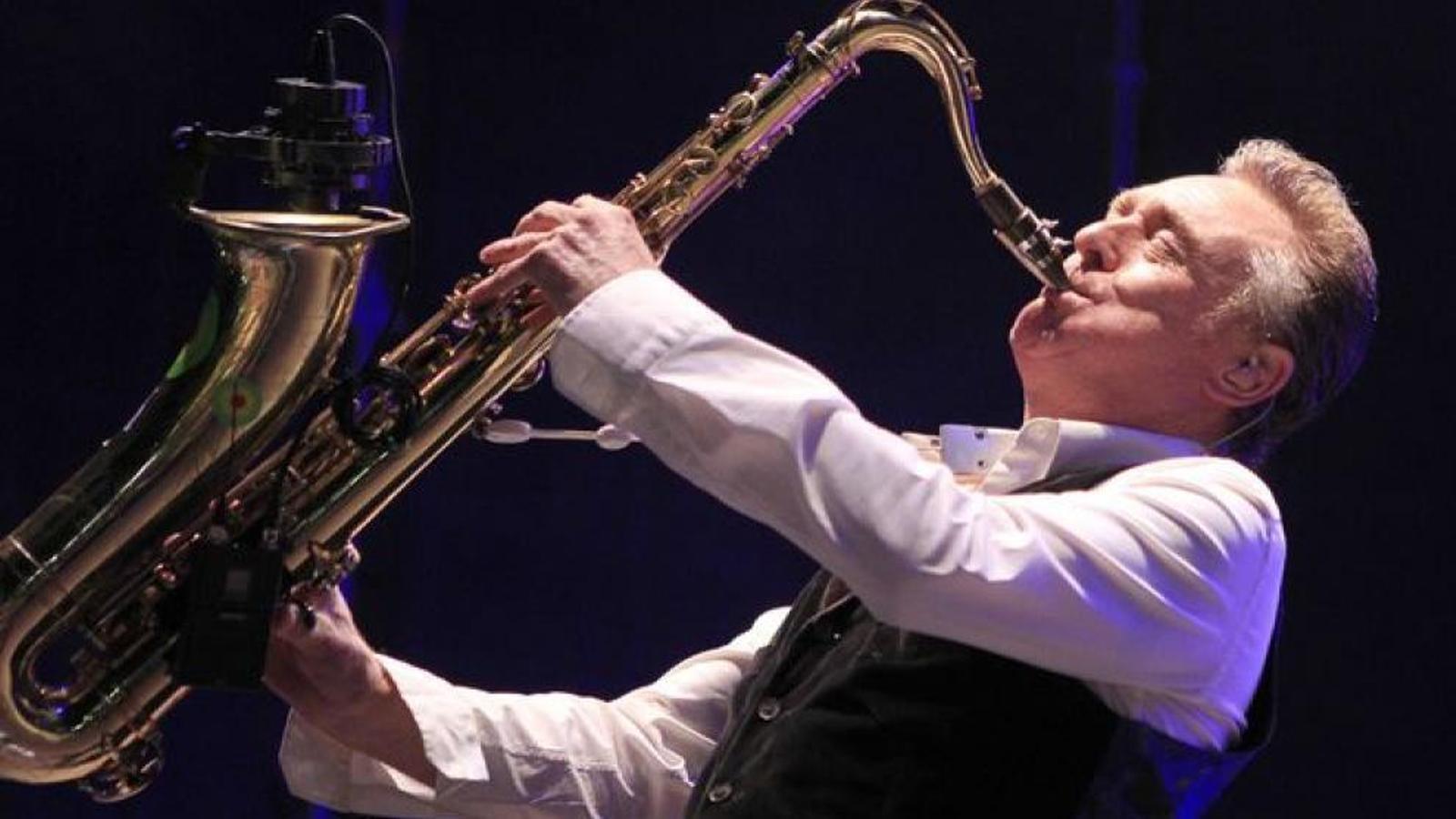 Brian Travers, saxofonista de la banda britànica UB40