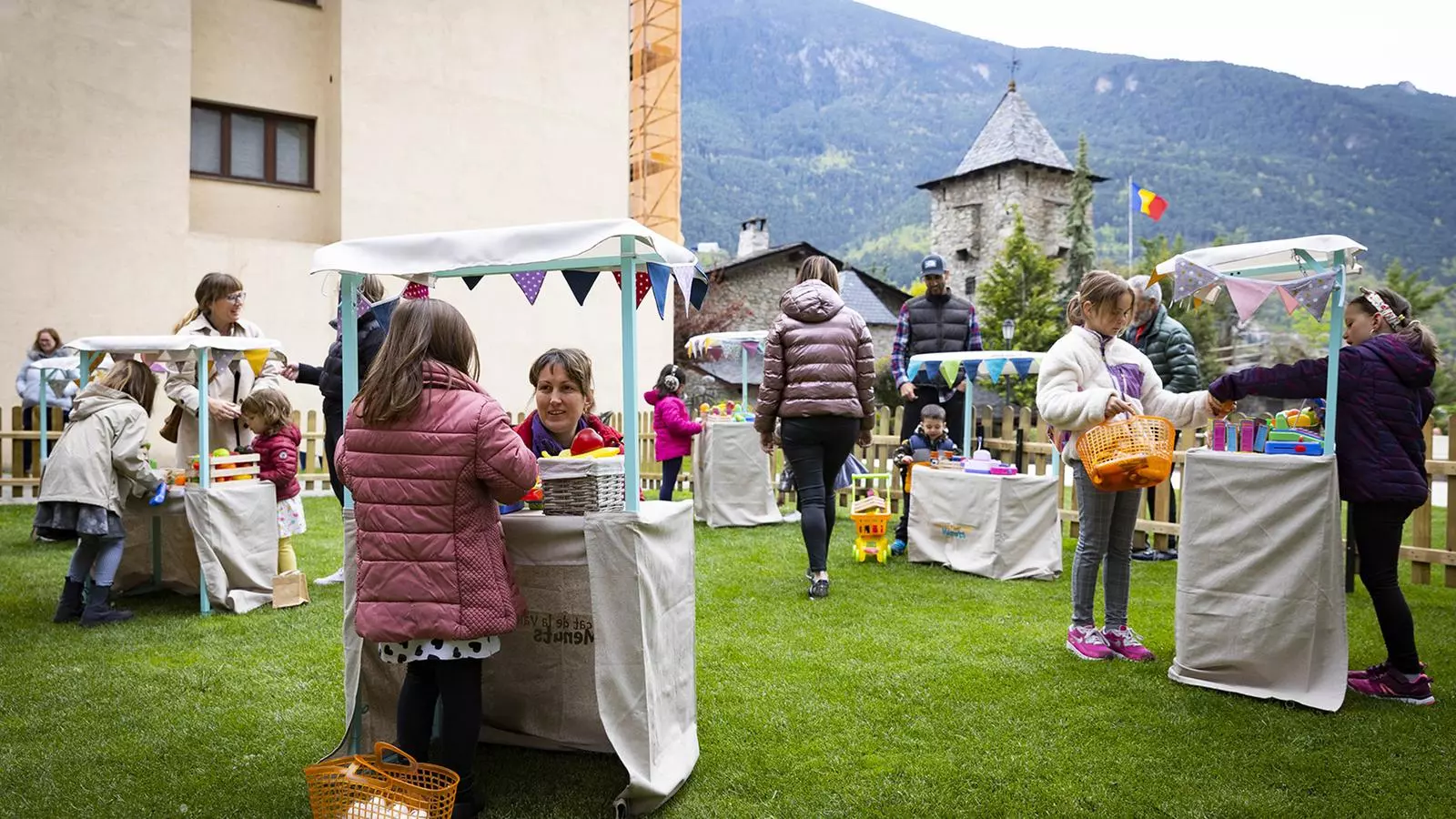 L'espai destinat per als més petits, el Mercat de la Vall Menuts.