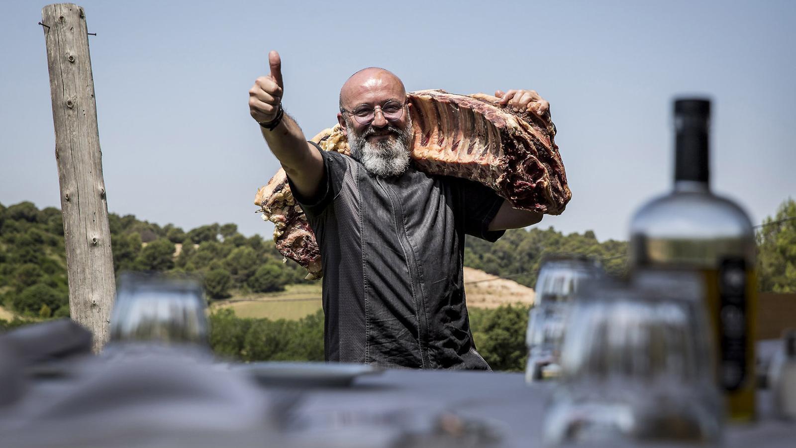 Joan Valls, xef, cap de sala i relacions públiques del restaurant.