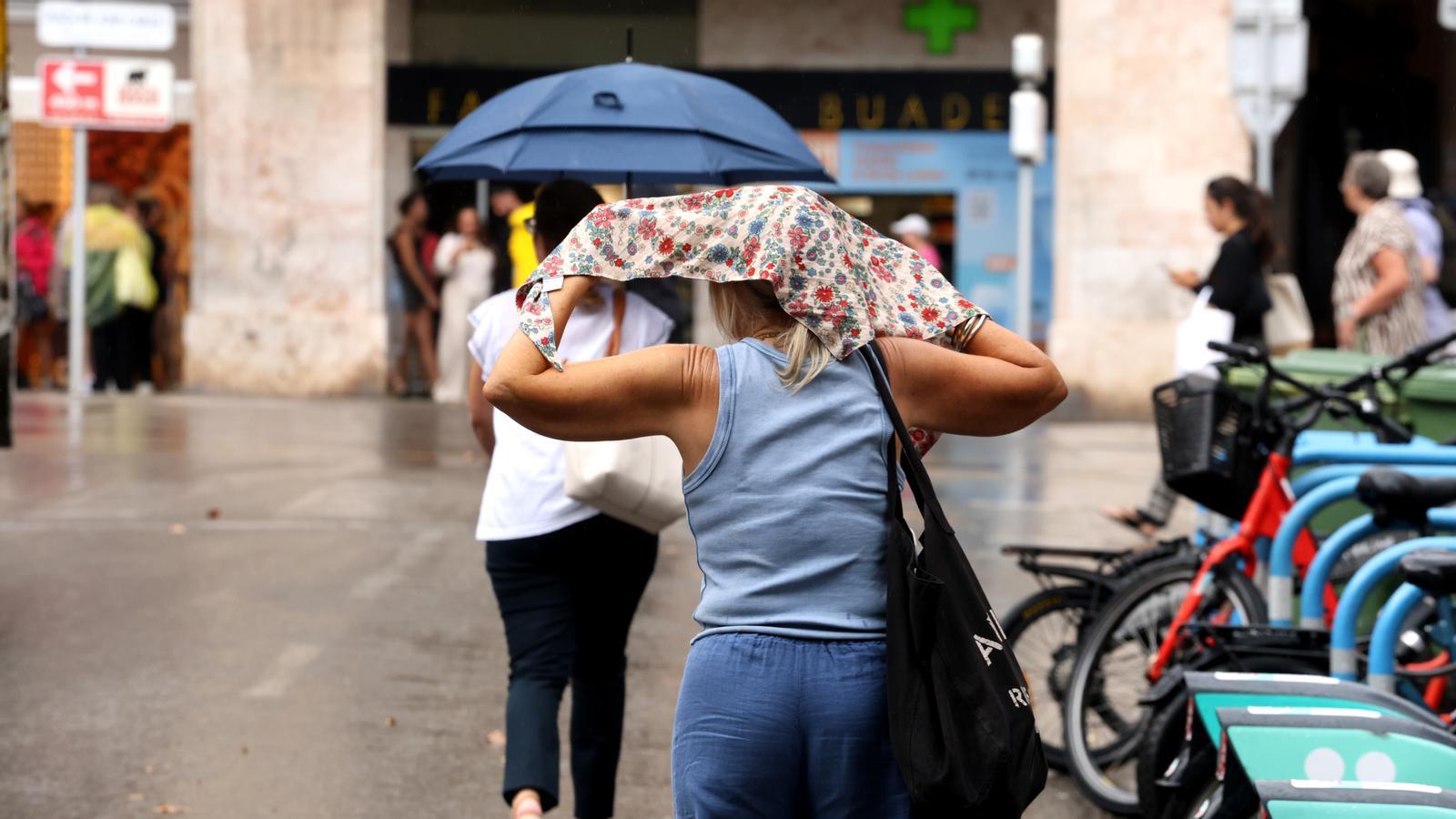 Pluja al centre de Palma.