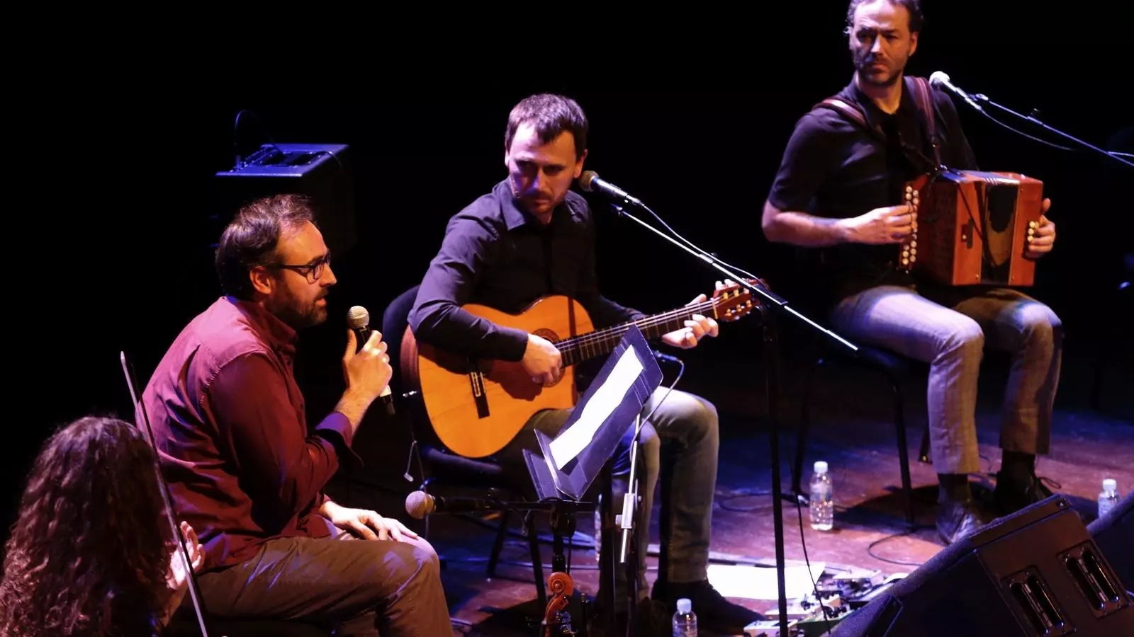 Coloma Bertran, Roger Mas, Carles Sanjosé i Carles Belda interpretant 'La vella filosa' a L'Auditori