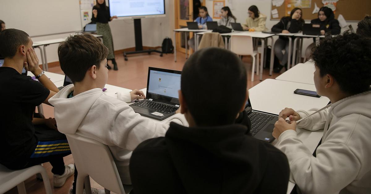 L'alumnat al forat negre d'internet