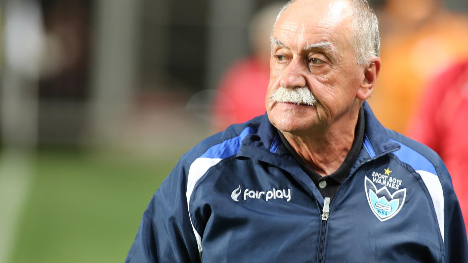 Xabier Azkargorta during his time as coach.