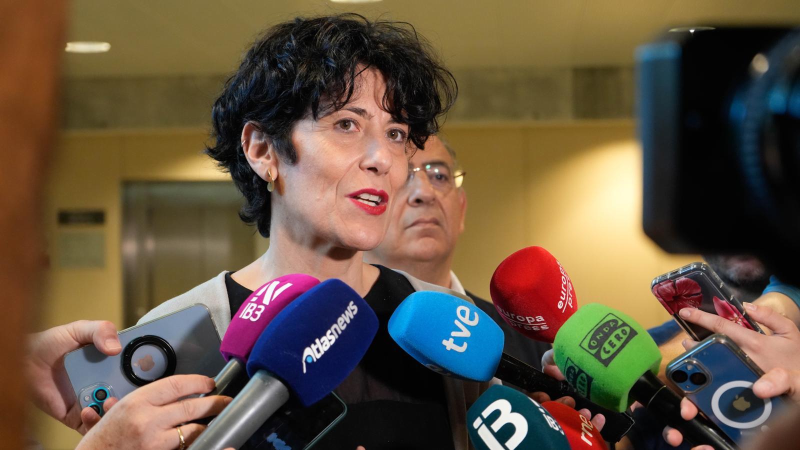 The Minister of Migrations, Elma Saiz, in Palma.