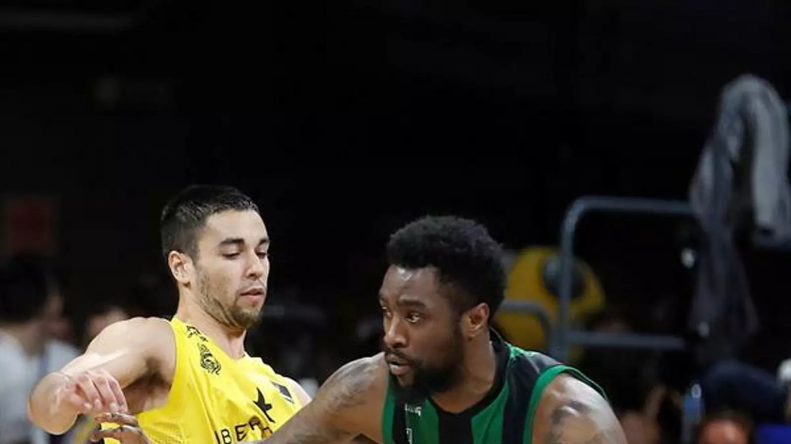 Marcelinho Huertas, botxí de la Penya a Tenerife (96-90)
