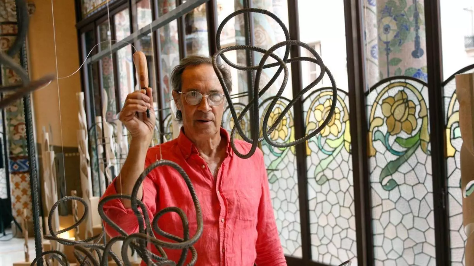 Naxo Farreras a l'exposició 'Sentir les escultures', al Palau de la Música