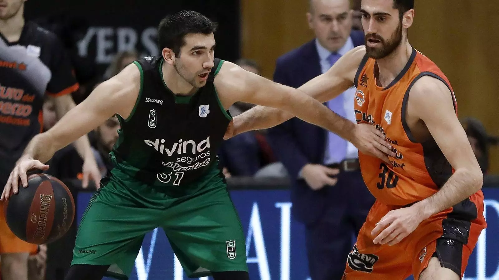 El Divina Seguros Joventut no abaixa revolucions