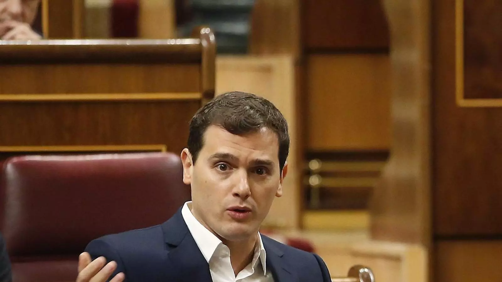 Albert Rivera, ahir, demanant explicacions a Rajoy al Congrés.