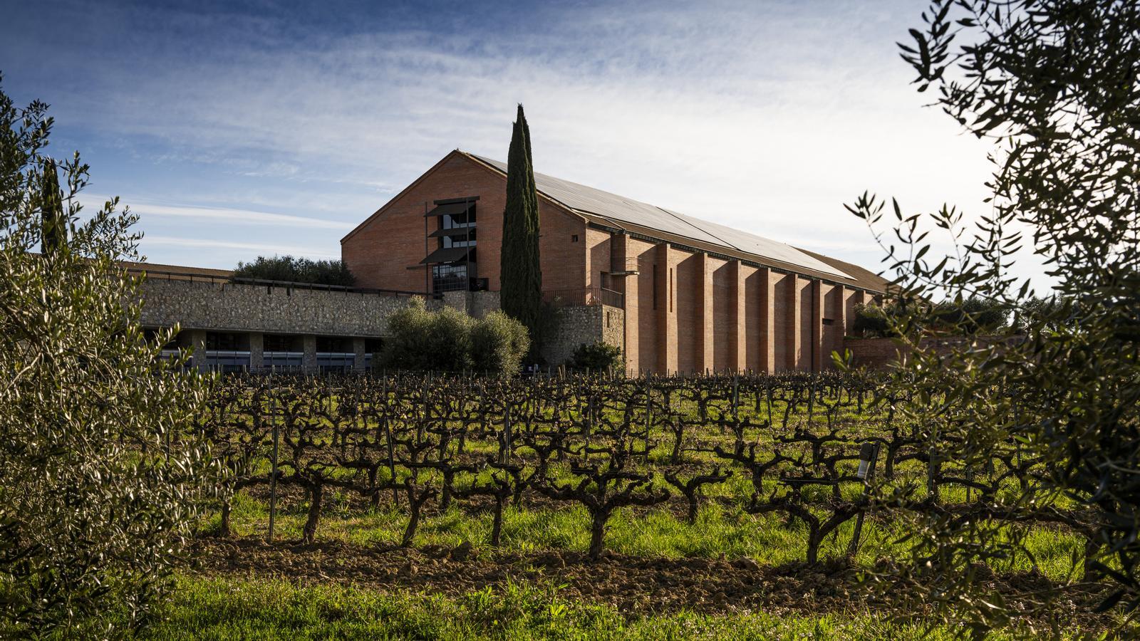 La bodega Juvé & Camps está situada en Sant Sadurní d'Anoia