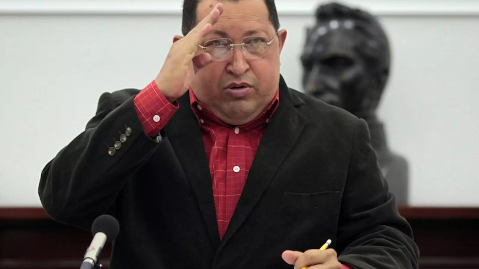 Hugo Chávez durant un consell de ministres aquest dijous / EFE