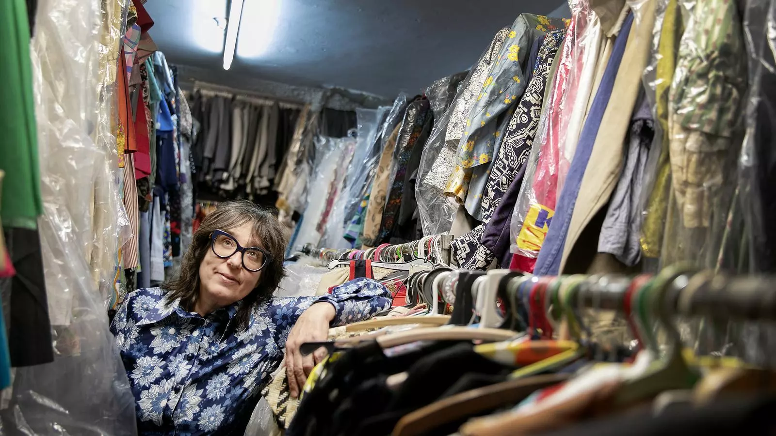 Botiga magatzem roba i accesoris per espectacles Las Pepitas