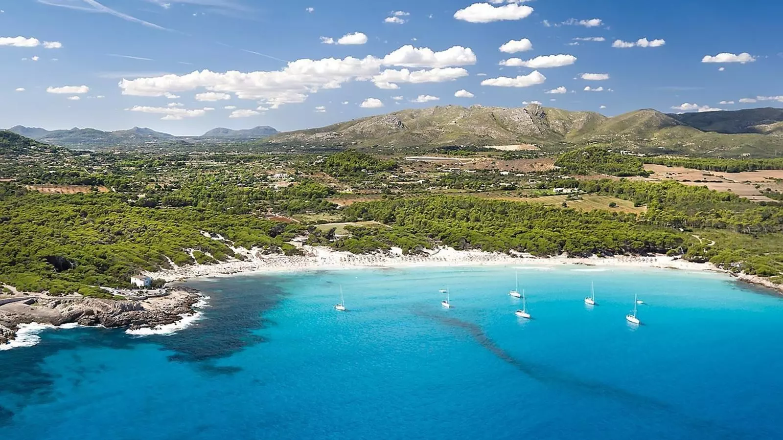 Aparcar a Cala Agulla costarà 4,5 euros diaris aquest estiu