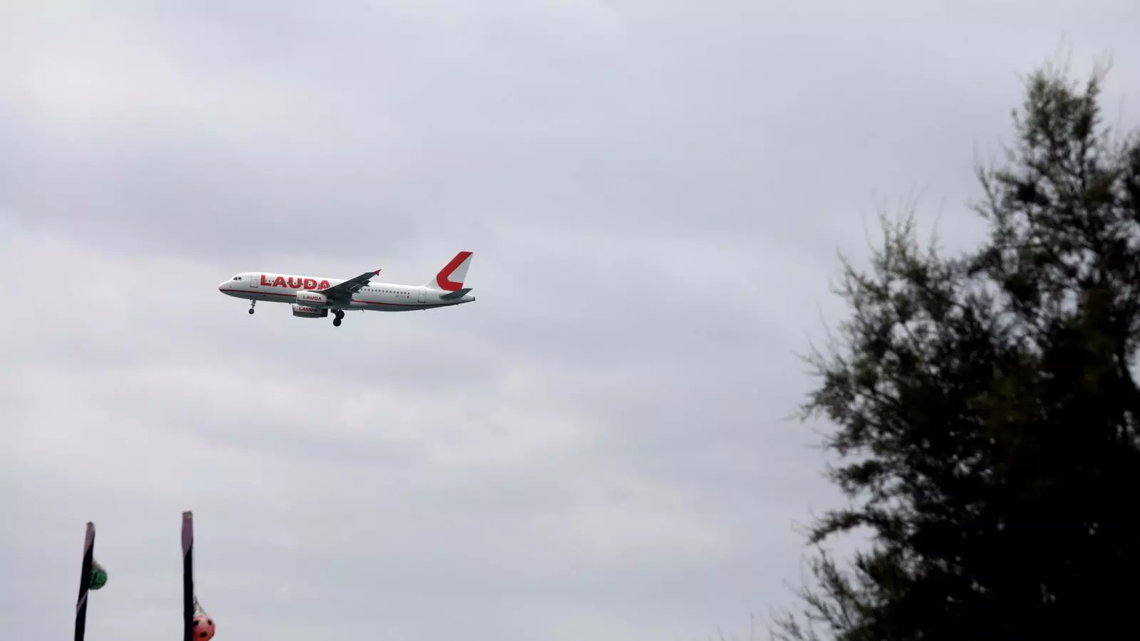 Avió prenent el vol de l'aeroport de Palma.