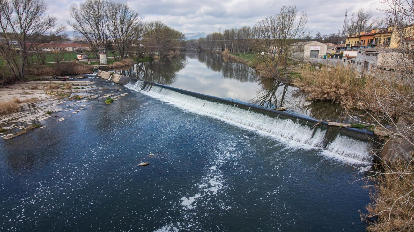 Riu Ter al seu pas per Roda de Ter (Osona)
