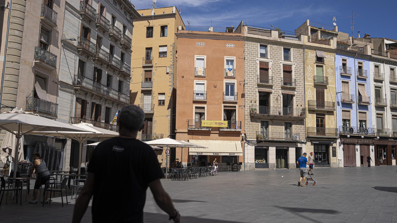 The main square of Manresa.