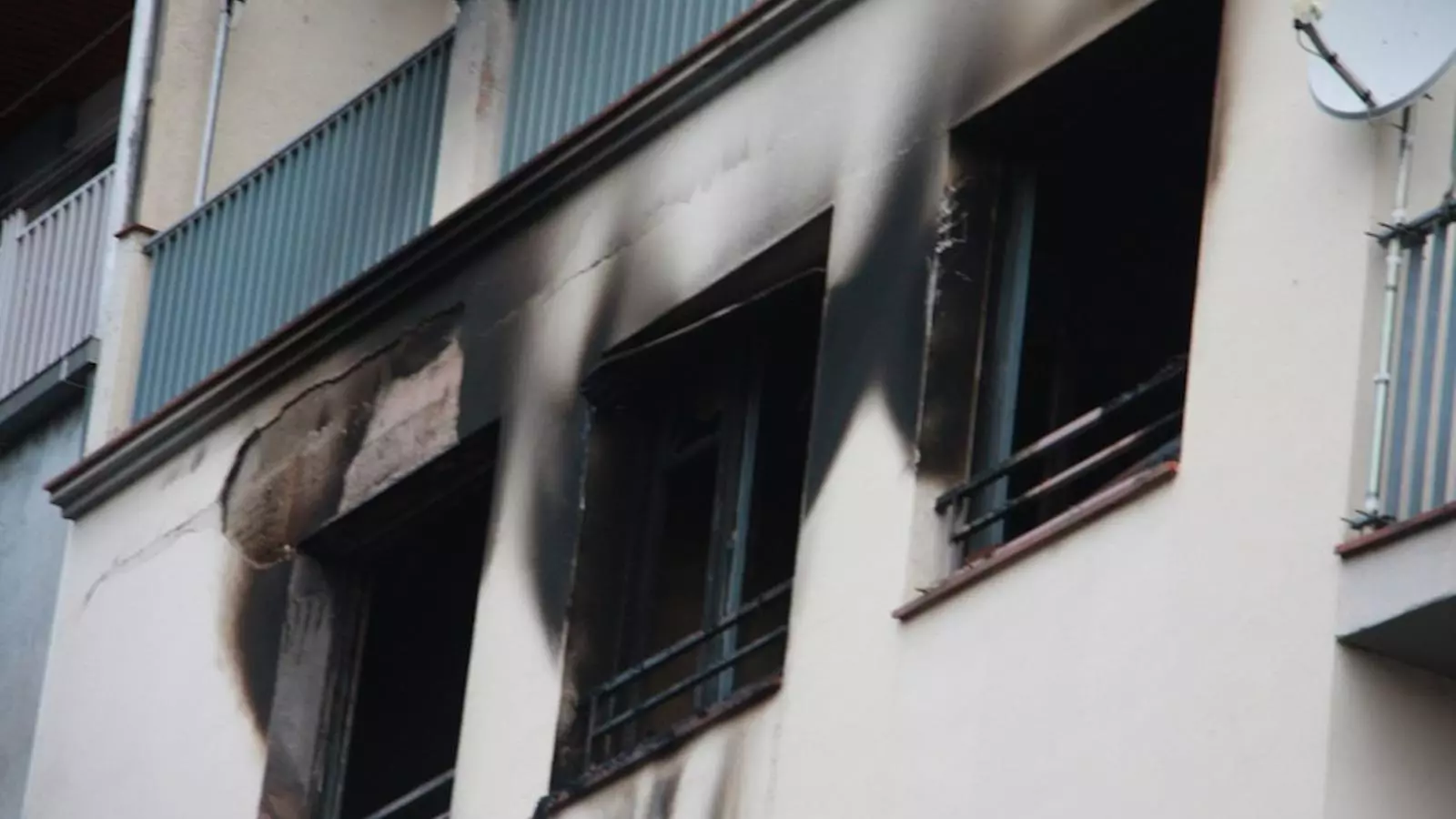 Imatge del pis incendiat a La Seu d'Urgell / ACN
