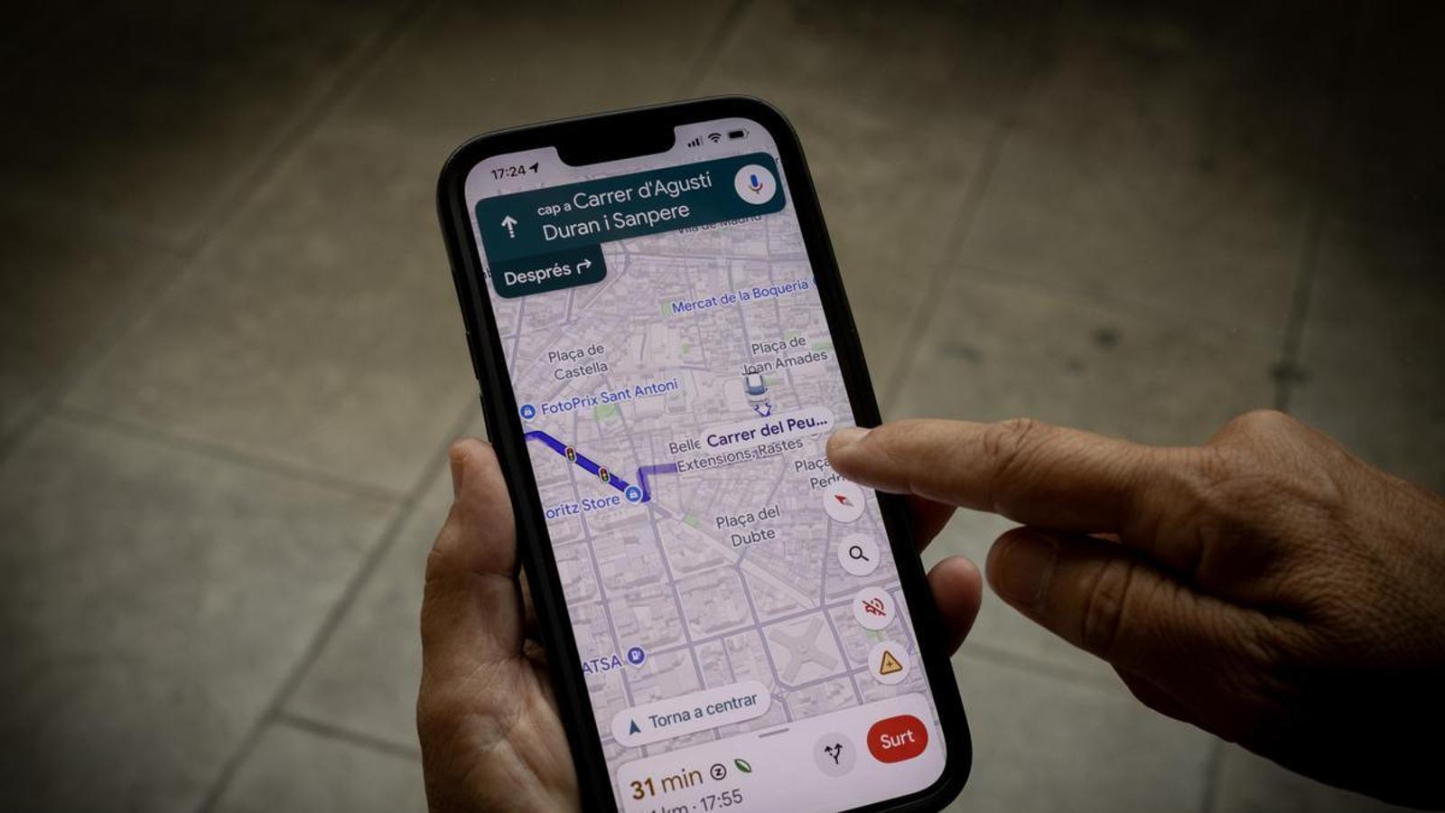 La aplicación de Google Maps en un móvil.