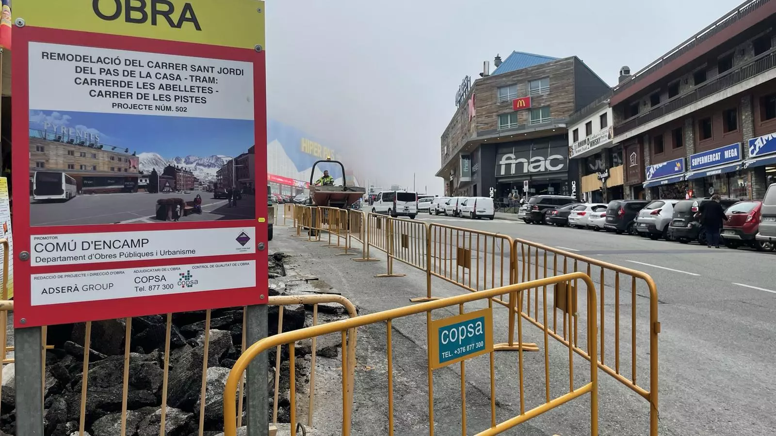 Les obres de la primera fase de remodelació del carrer Sant Jordi del Pas de la Casa.