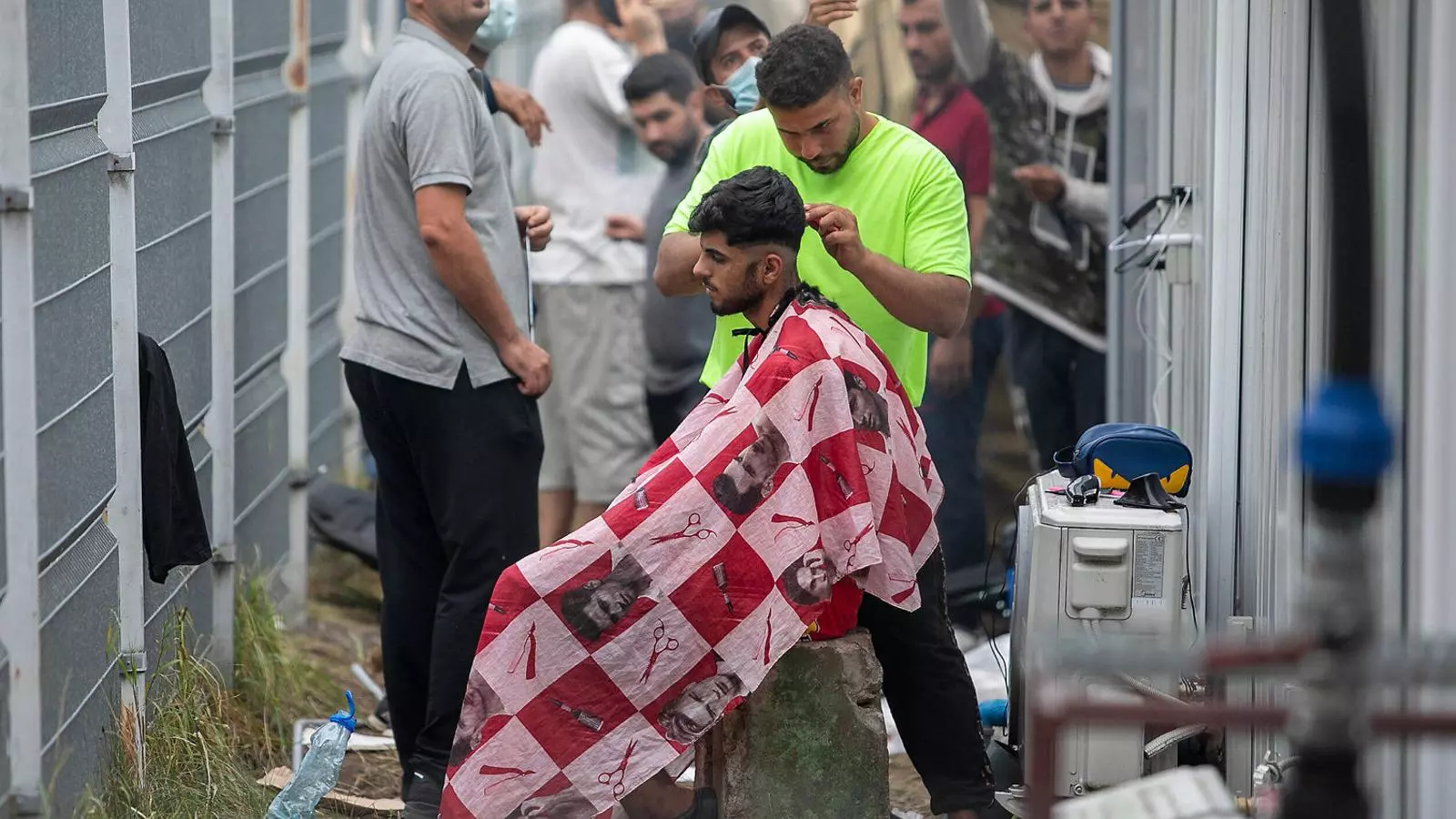 Migrants al camp de refugiats de Rudninkai, a Lituània.