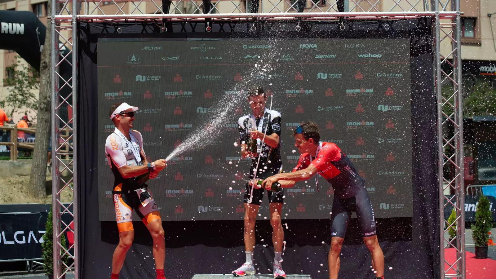 La celebració del podi de l'IRONMAN 70.3.