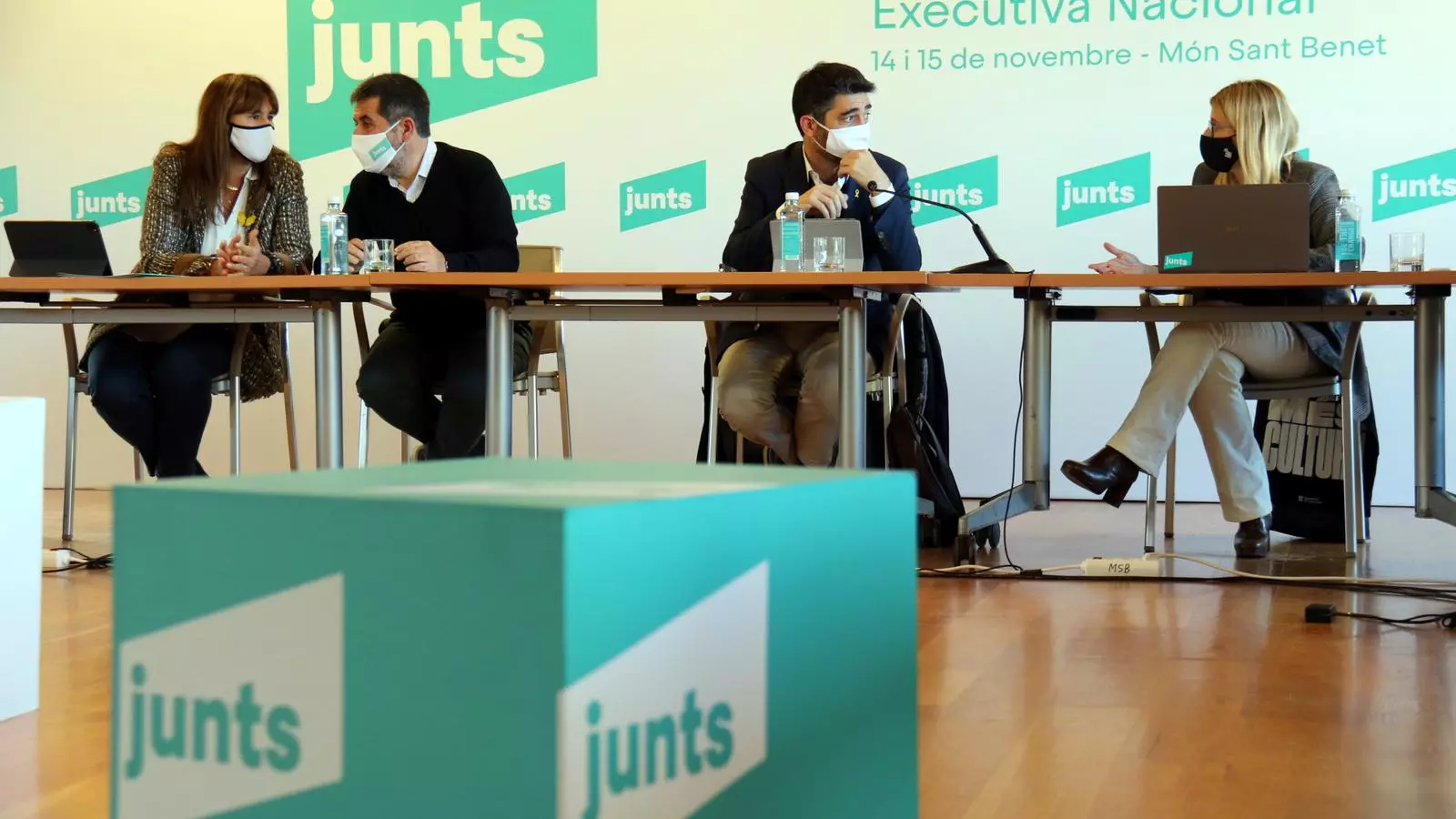 Imatge de l'executiva de Junts durant la darrera trobada al Món Sant Benet