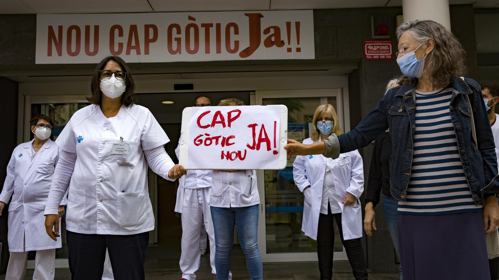 La mobilització del CAP del Gòtic per reclamar una ampliació