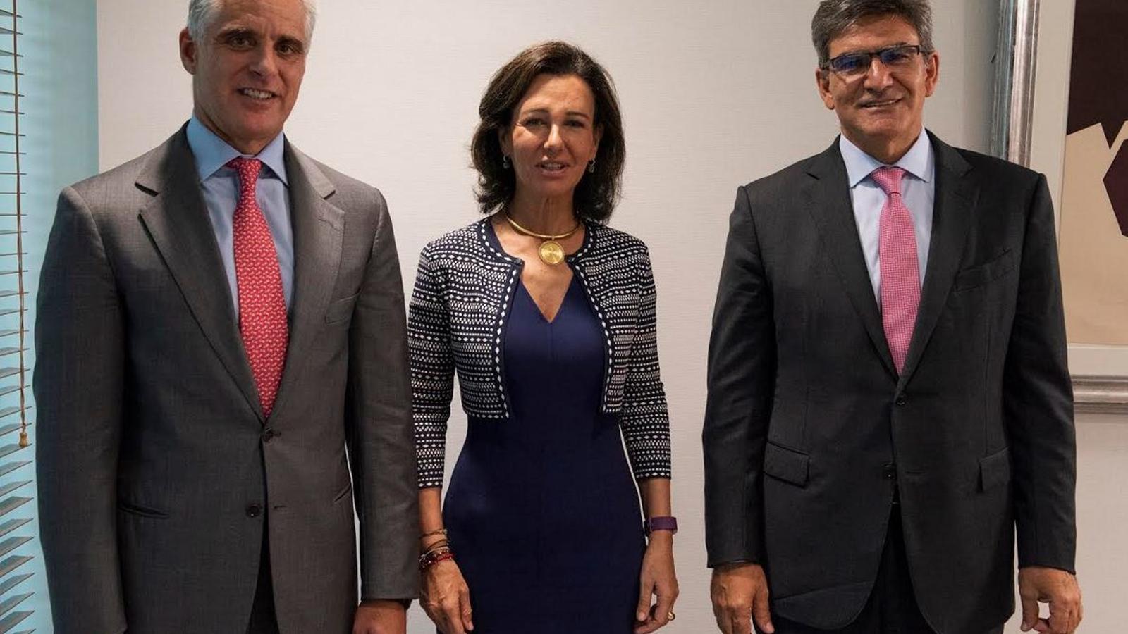 Andrea Orcel, Ana Botín i José Antonio Álvarez.