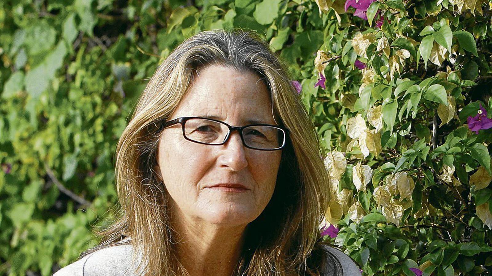 Chelo Álvarez-Stehle: “Feia 15 anys que animava les víctimes a rompre el silenci i jo no rompia el meu”