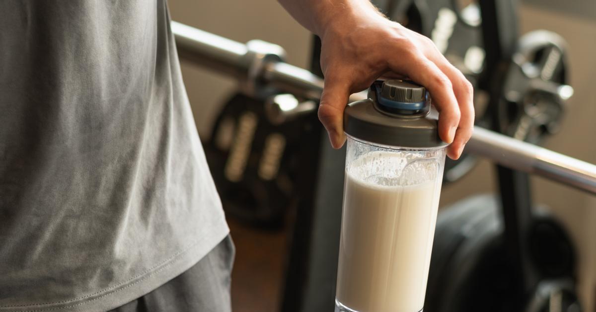 L'interès creixent pel gimnàs i l'obsessió amb els cossos perfectes han fet créixer el consum d'una sèrie de productes pensats per rendir més i millor durant els entrenaments, com els batuts de proteïna, la creatina, el magnesi, l'omega-3 o la vitamina D