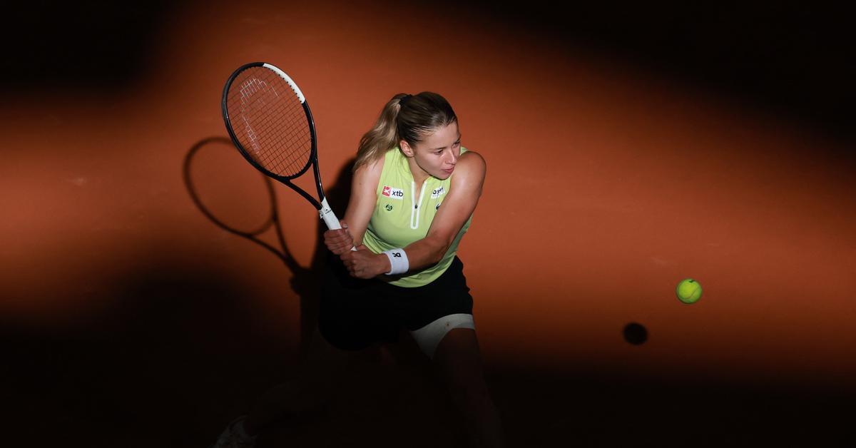 La polonesa Maja Chwalinska, que només havia guanyat un partit en un Grand Slam en sis anys, ha donat la sorpresa i lluitarà pel títol.

Un article de Toni Padilla (@ARAToniPadilla)