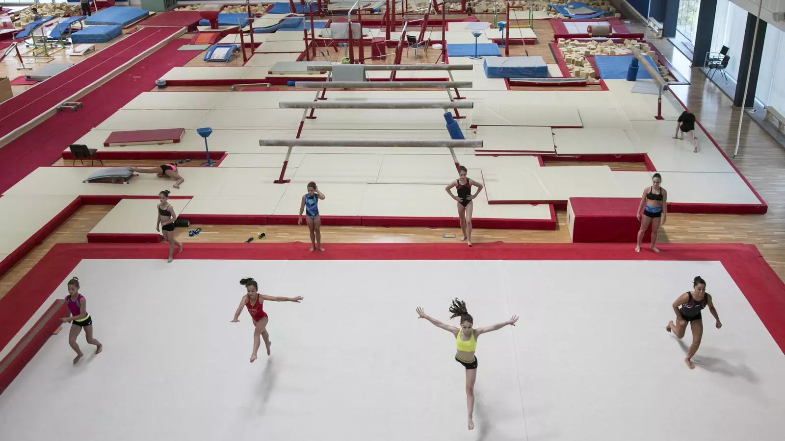 Esportistes entrenant al CAR de Sant Cugat