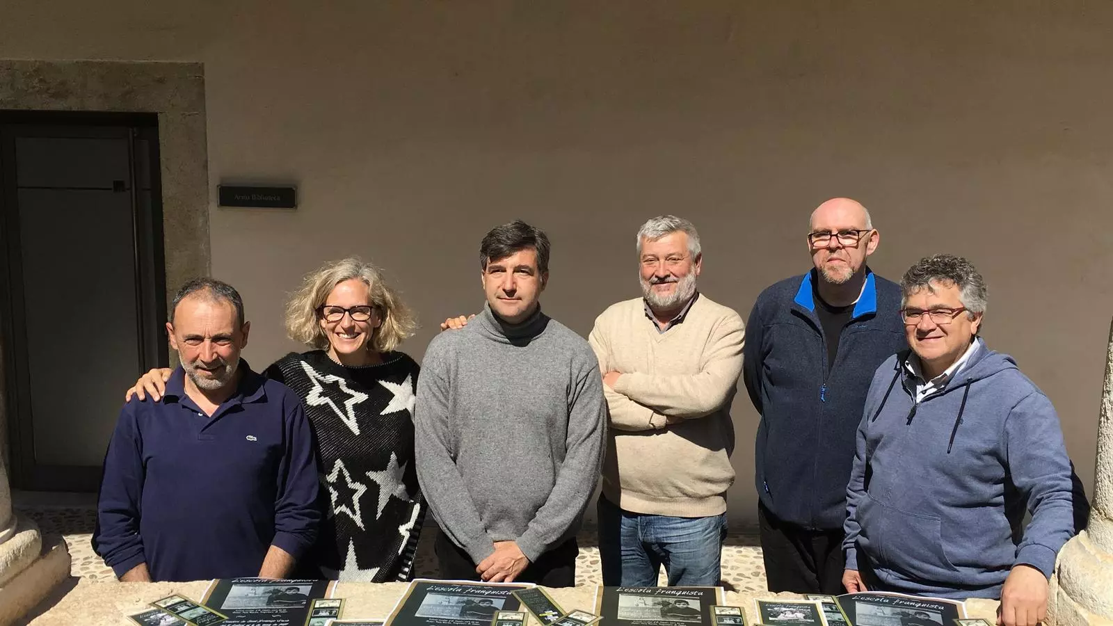 El Dr. Bernat Sureda (tercer per la dreta), de la UIB, ha coordinat els treballs de l'exposició.