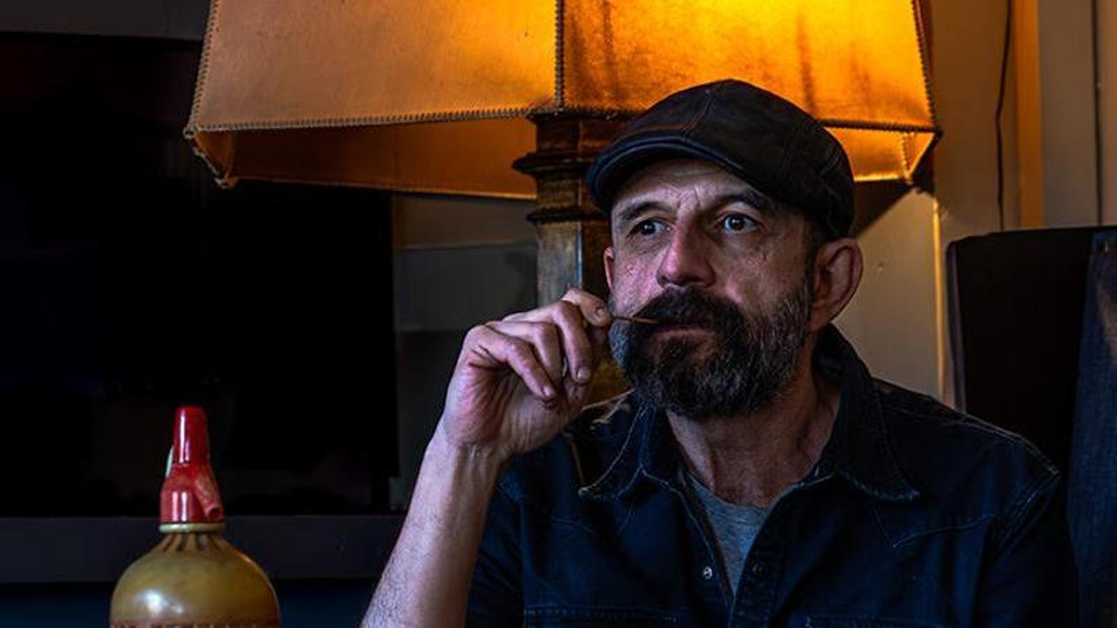 El músico Josele Santiago, autor del libro 'Desde la tarima'.