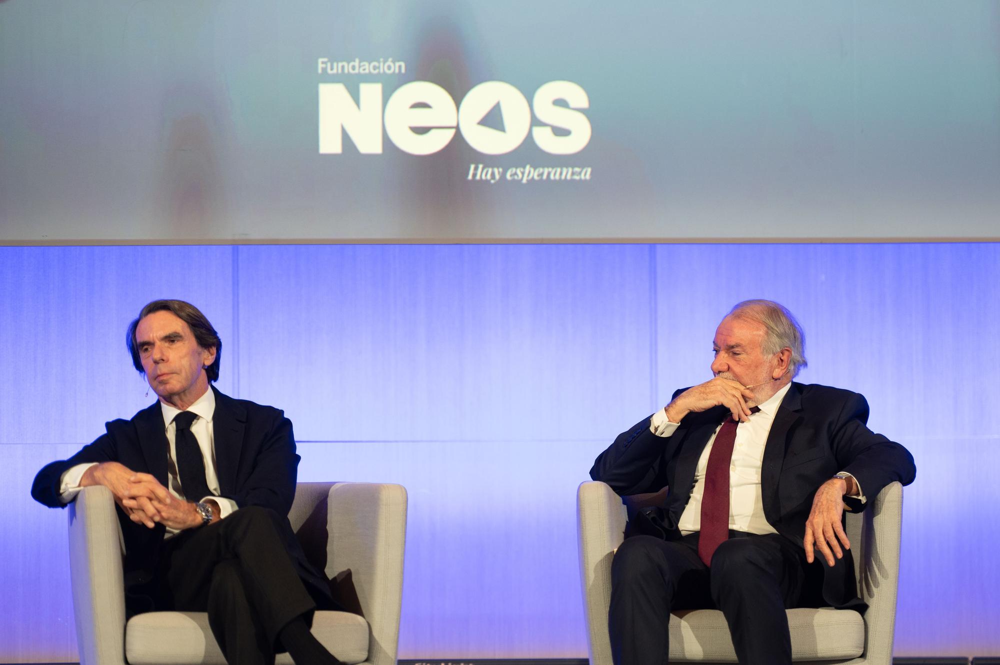 L'expresident espanyol i del PP José María Aznar amb l'exministre de l'Interior Jaime Mayor Oreja