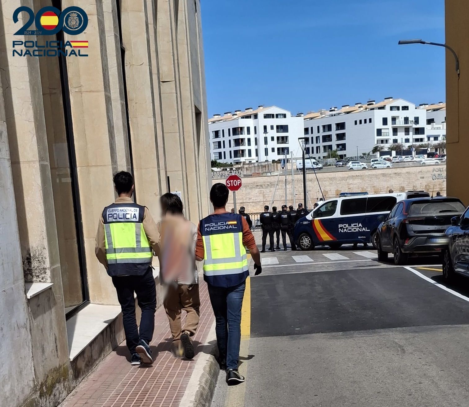 Un dels detinguts conduït pels agents