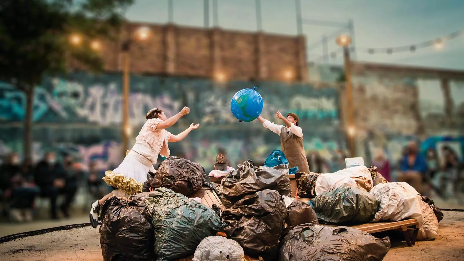 La Industrial Teatrera reflexiona sobre el futur a 'Herència'