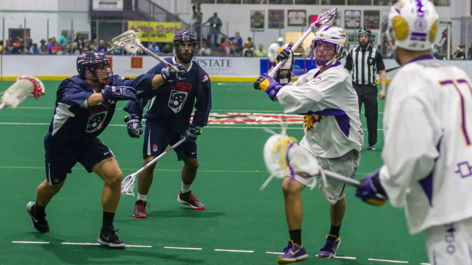 Un partit de Lacrosse entre la selecció dels indis iroquesos i Estats Units